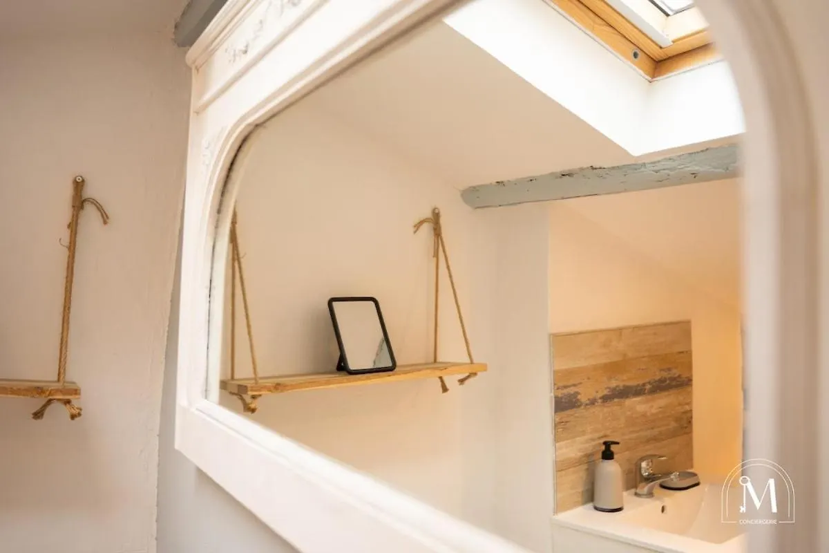 Apartment Studio Climatise Dans Le Centre-Ville De Sanary France
