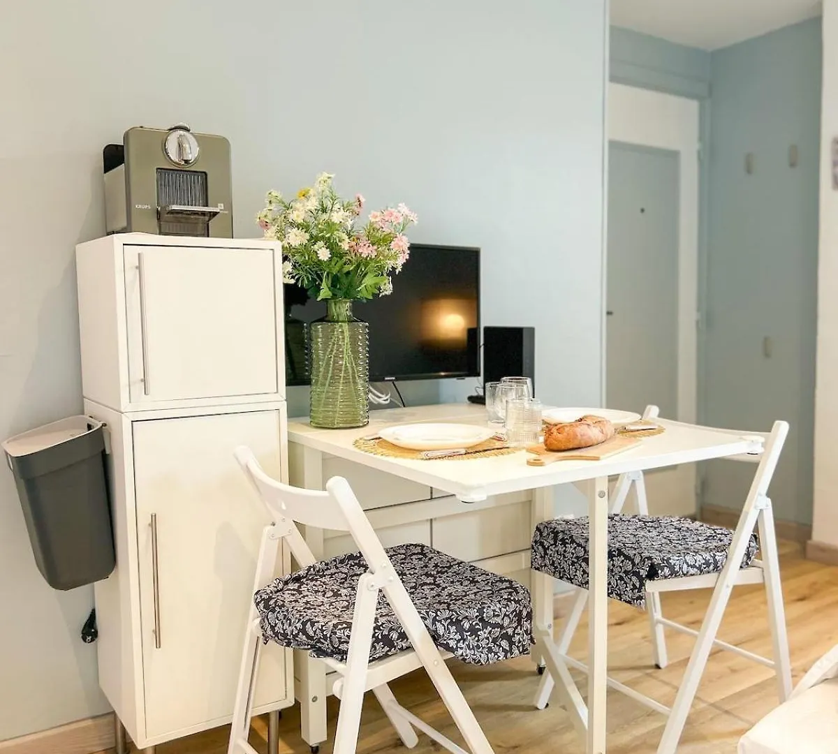 Studio Climatise Dans Le Centre-Ville De Sanary